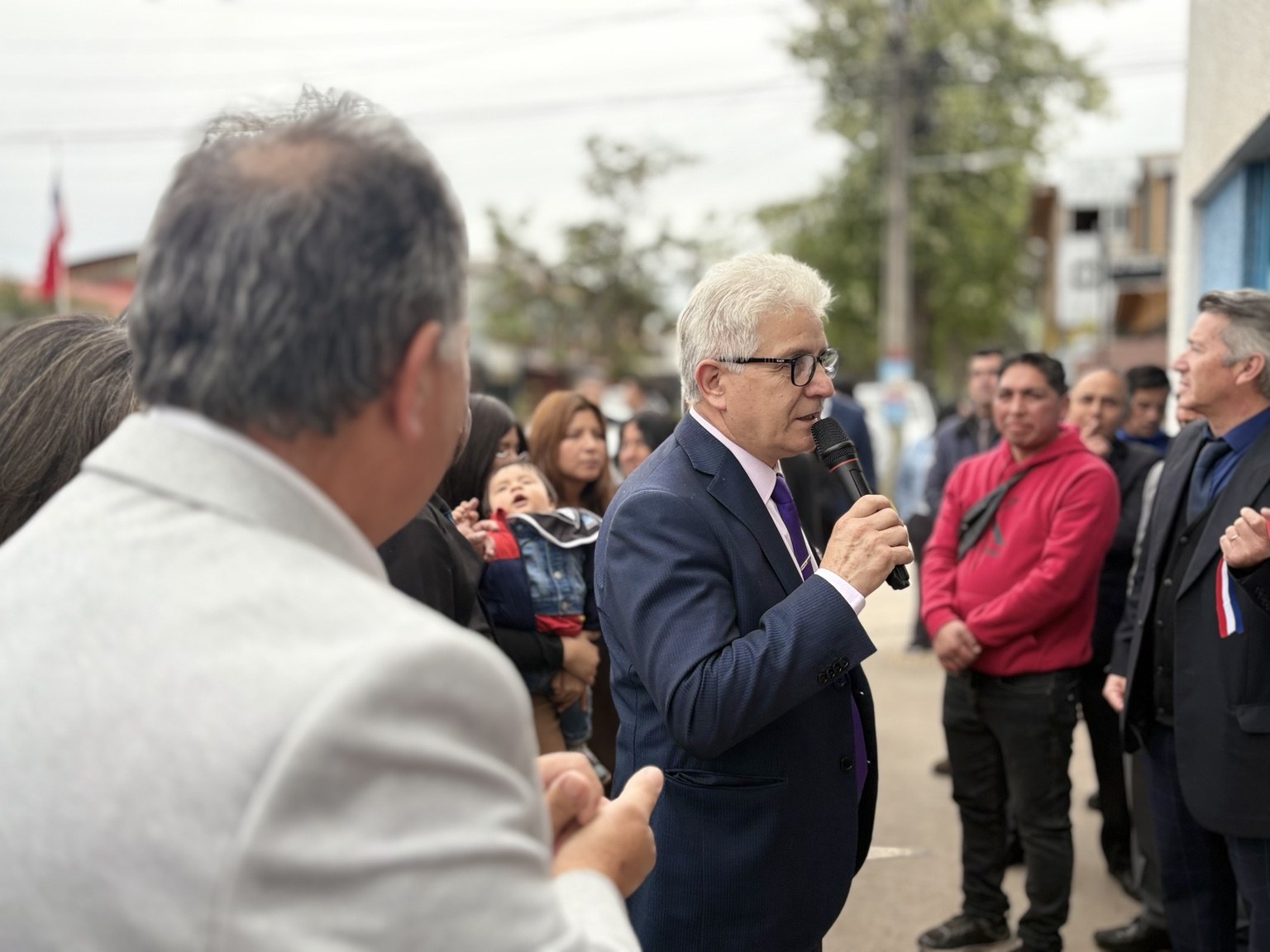 Fotografía original de una predicación de la congregación